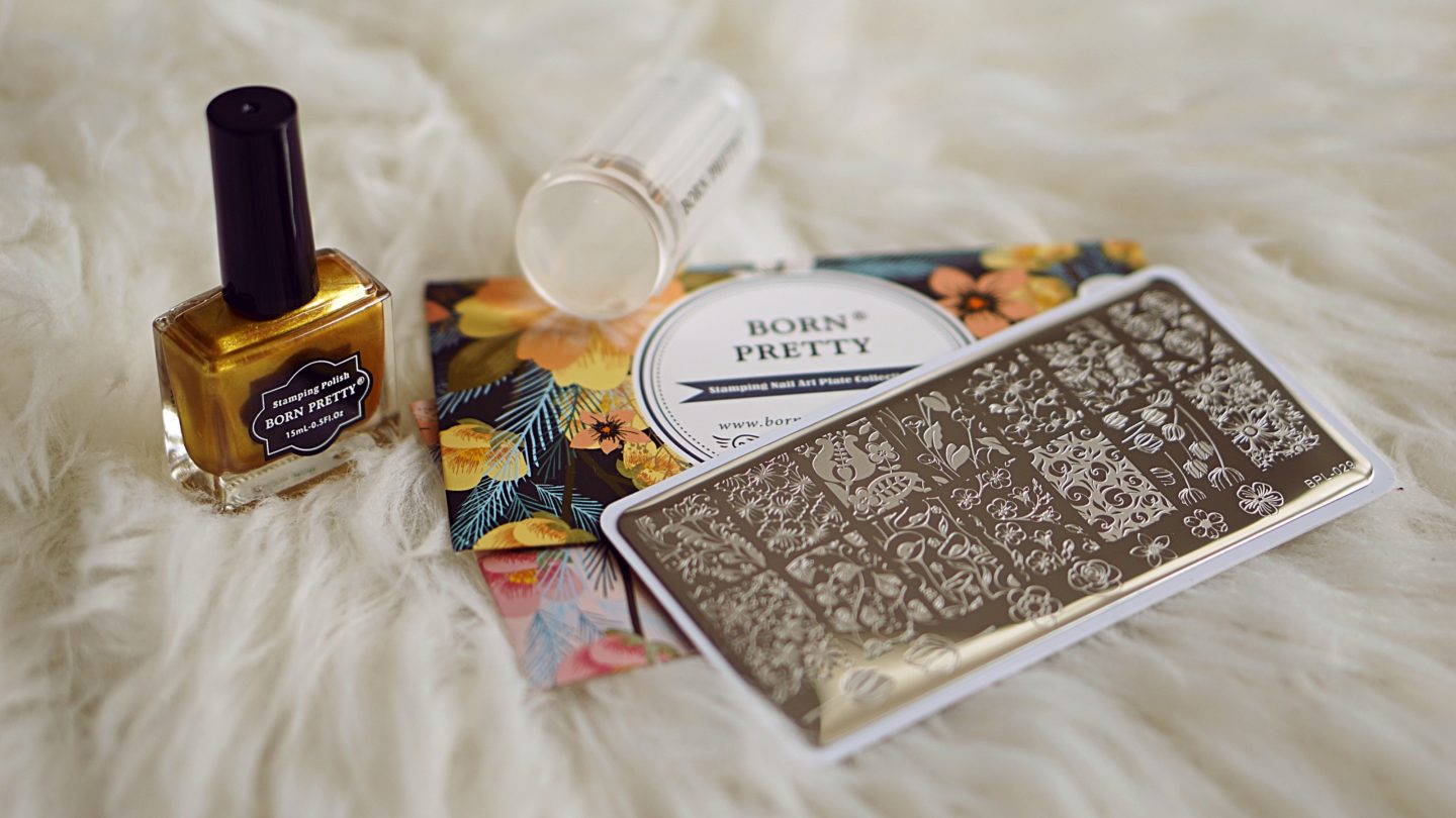 J’ai testé le Nail Art Stamping avec Néejolie